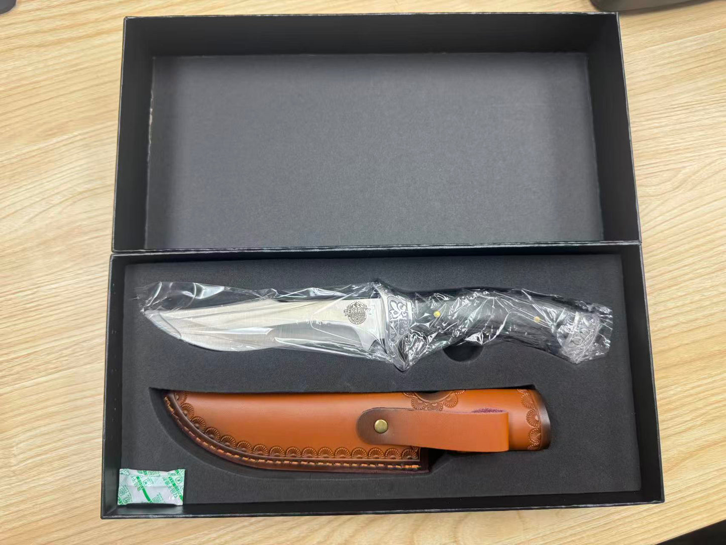 TerrainX "Ridgeback" Heritage Hunting Knife
